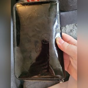 Louis Vuitton vernis wallet